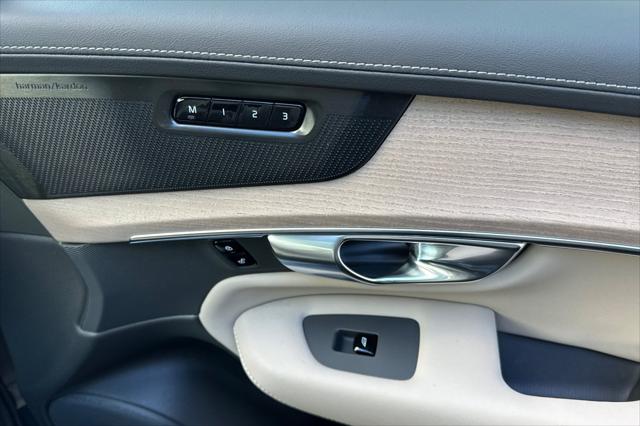 2026 Volvo XC90 Plug-In Hybrid Ultra, T8 AWD, Electric/Gasoline, Bright, 7 Seats