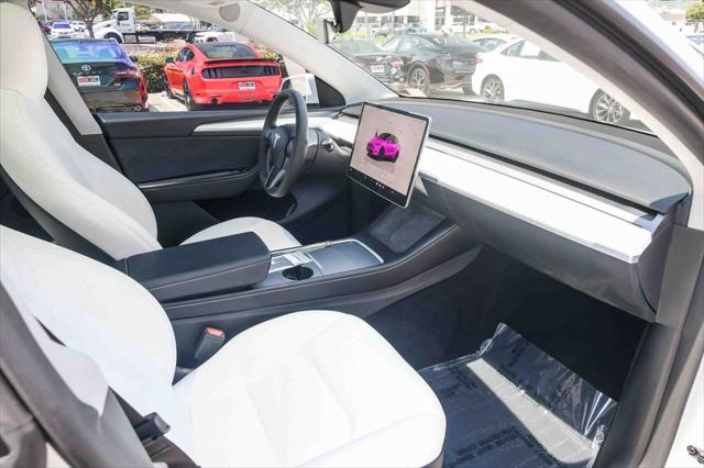 2024 Tesla Model Y Long Range Dual Motor All-Wheel Drive