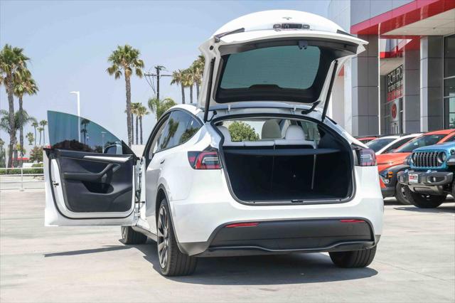 2024 Tesla Model Y Long Range Dual Motor All-Wheel Drive