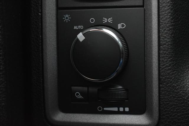 2022 Ram 1500 Classic Tradesman Crew Cab 4x4 5'7" Box