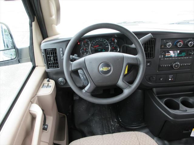 2026 Chevrolet Express Cargo Van 2500 Regular Wheelbase, WT, RWD