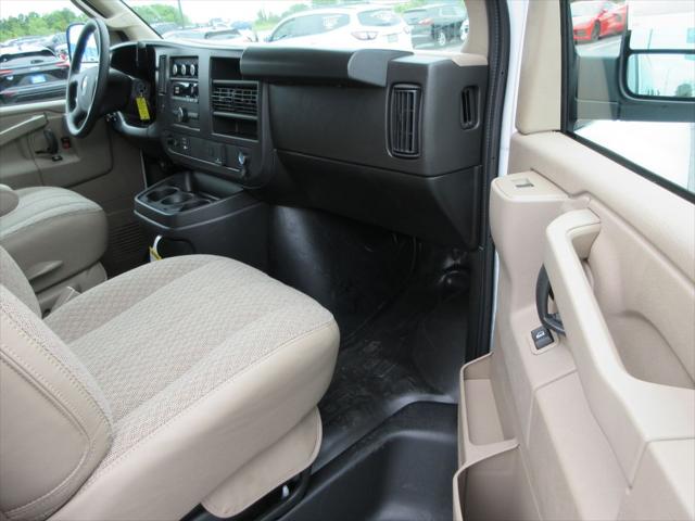2026 Chevrolet Express Cargo Van 2500 Regular Wheelbase, WT, RWD