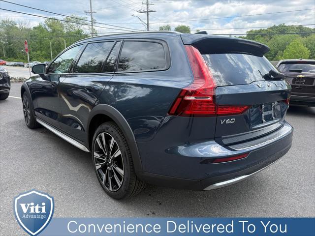 2026 Volvo V60 Cross Country Ultra, B5 AWD Gas (mild hybrid)
