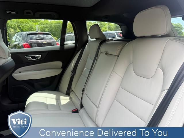 2026 Volvo V60 Cross Country Ultra, B5 AWD Gas (mild hybrid)