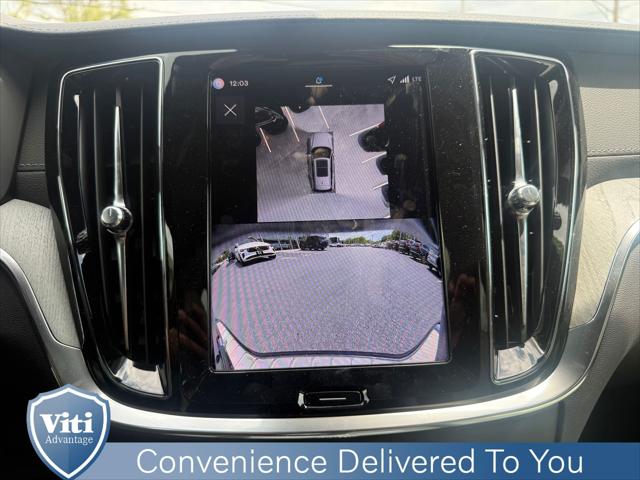 2026 Volvo V60 Cross Country Ultra, B5 AWD Gas (mild hybrid)