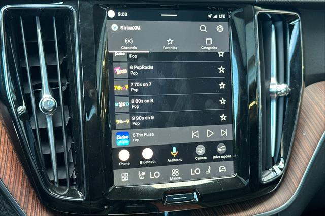 2024 Volvo XC60 Recharge T8 Plus Dark Theme
