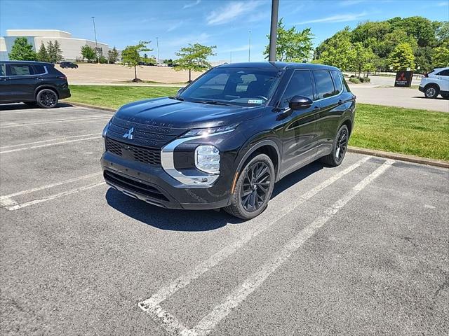 2022 Mitsubishi Outlander Unknown