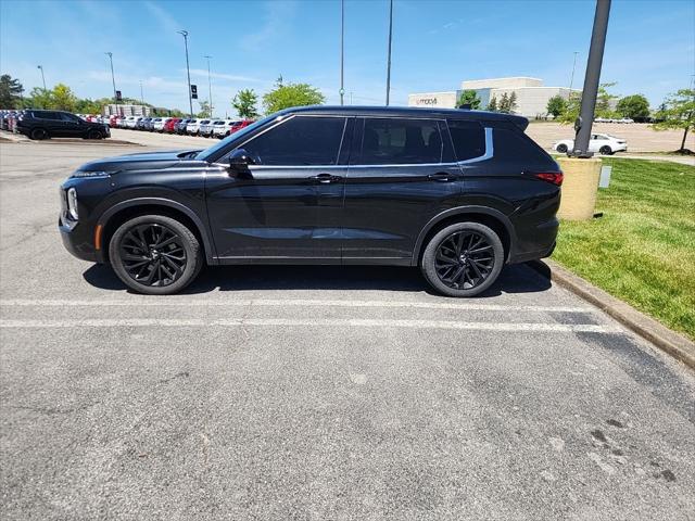 2022 Mitsubishi Outlander Unknown