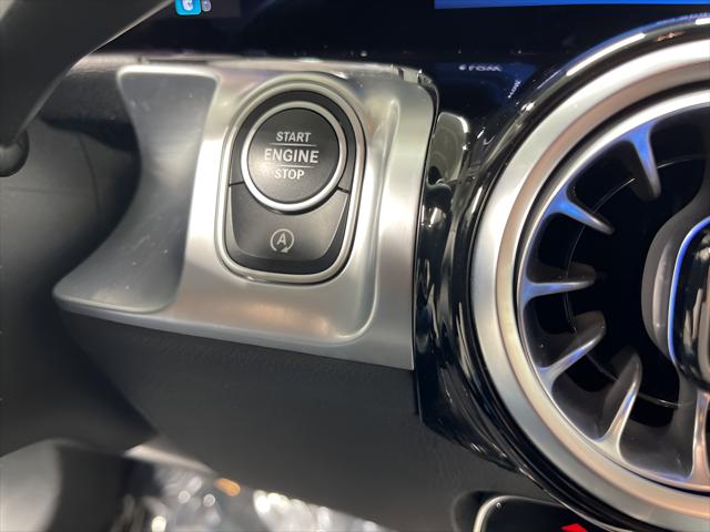 2025 Mercedes-Benz GLB 4MATIC