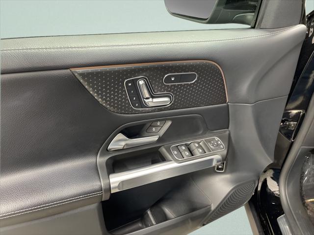 2025 Mercedes-Benz GLB 4MATIC