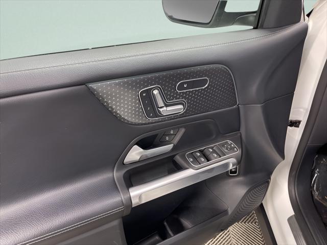 2025 Mercedes-Benz GLB 4MATIC