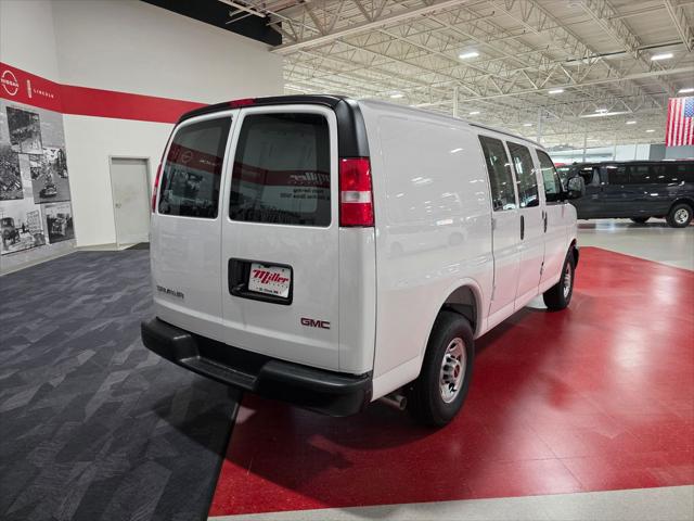 2026 GMC Savana Cargo 3500 Regular Wheelbase, Work Van, RWD