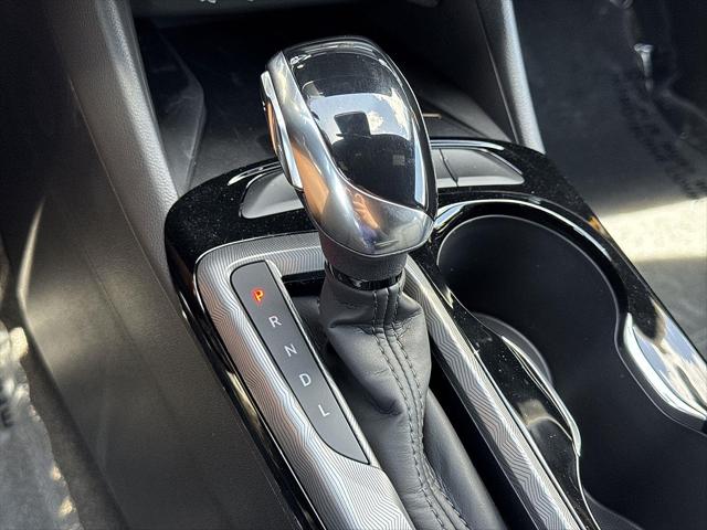 2026 Buick NV Sport Touring FWD