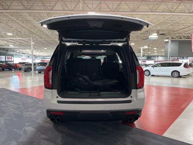 2023 GMC Yukon 4WD AT4