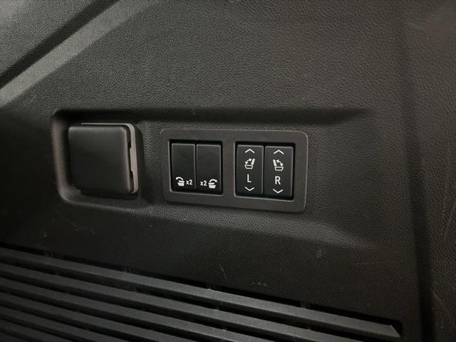 2023 GMC Yukon 4WD AT4