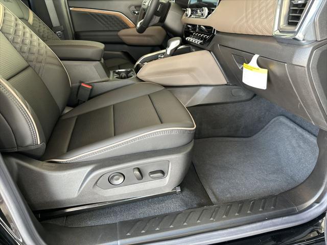 2026 GMC Canyon Denali, 4WD