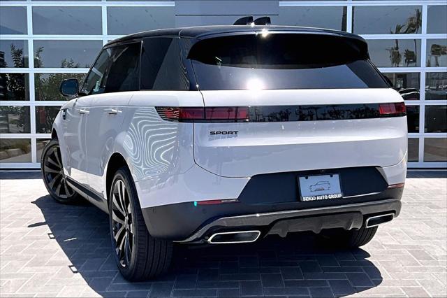 2026 Land Rover Range Rover Sport P360 SE