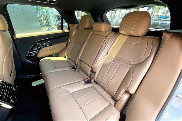 2026 Land Rover Range Rover Sport P360 SE