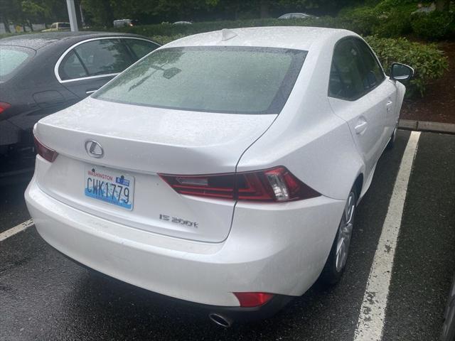 2016 Lexus IS 200t 200t