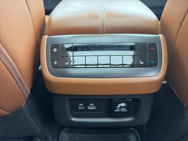 2024 Nissan Pathfinder Platinum 4WD