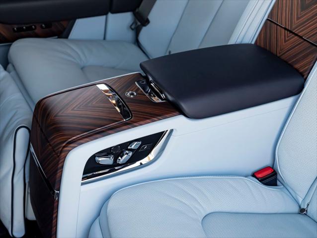 2024 Rolls-Royce Cullinan Base