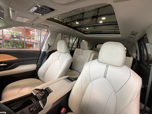 2025 Toyota Grand Highlander Platinum