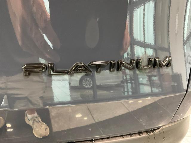 2025 Toyota Grand Highlander Platinum