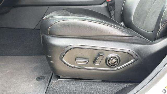 2023 Jeep Grand Cherokee L Altitude 4x2