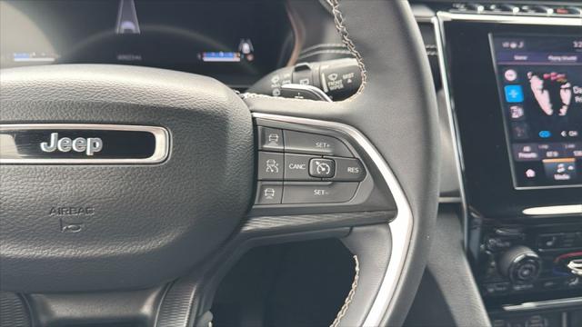 2023 Jeep Grand Cherokee L Altitude 4x2