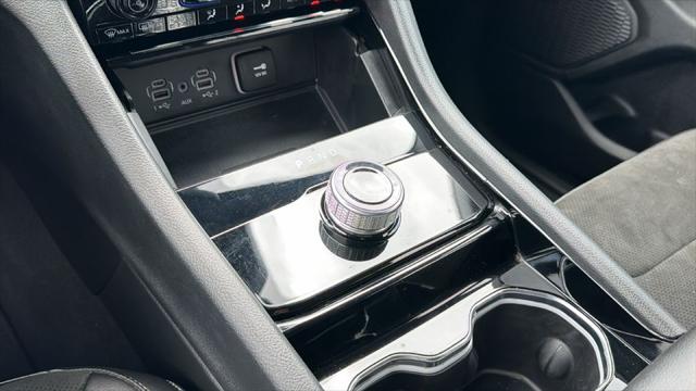 2023 Jeep Grand Cherokee L Altitude 4x2