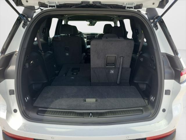2026 Jeep Grand Cherokee L Laredo 4x2