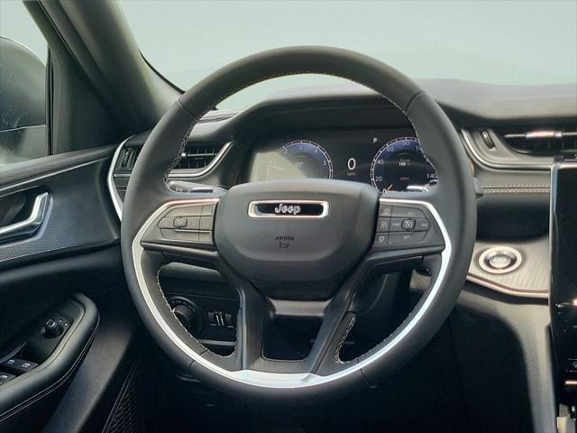 2026 Jeep Grand Cherokee L Laredo 4x2