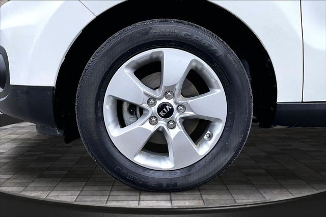 2017 Kia Soul Base