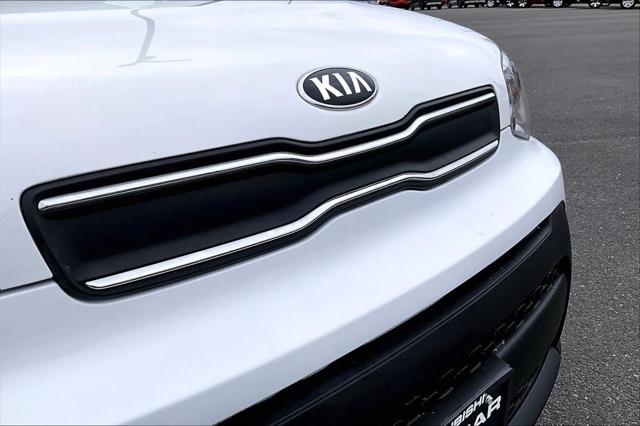 2017 Kia Soul Base