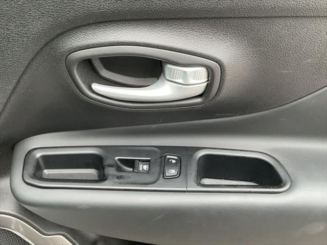 2023 Jeep Renegade Latitude 4x4