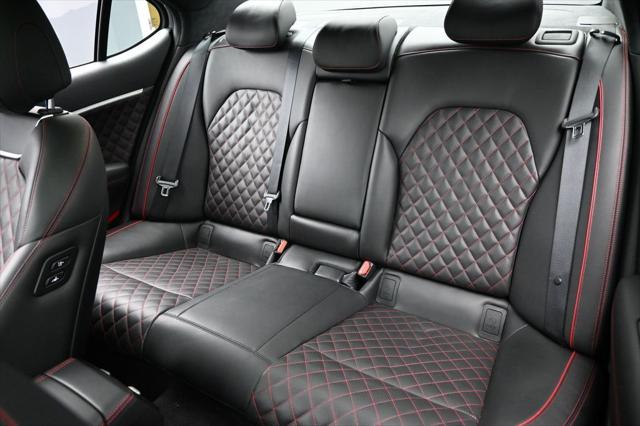 2021 Genesis G70 3.3T RWD
