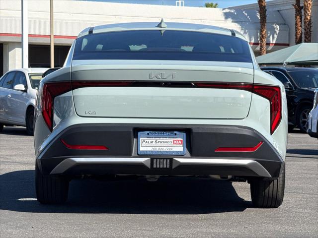 2026 Kia K4 LXS
