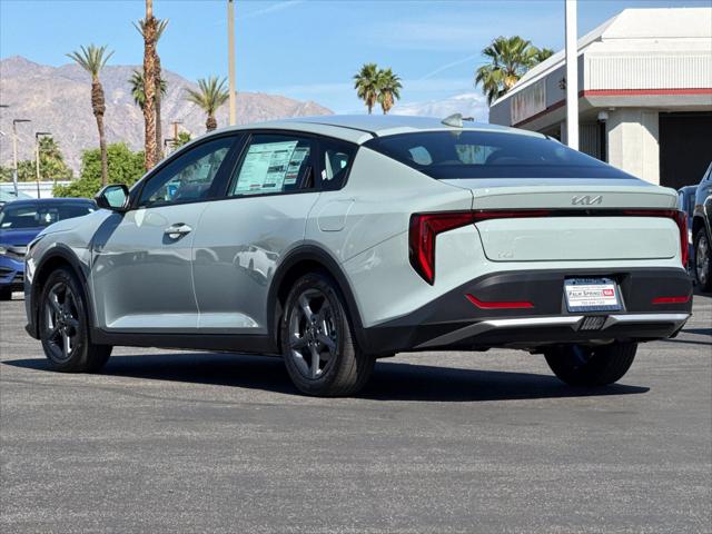 2026 Kia K4 LXS