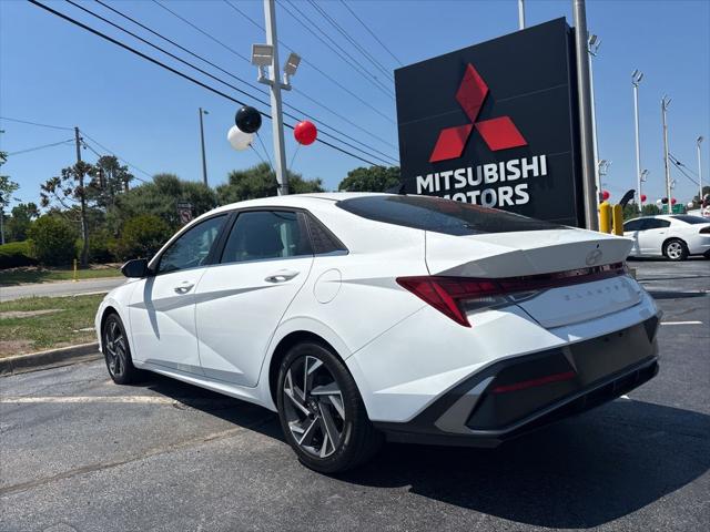 2025 Hyundai Elantra Hybrid Limited