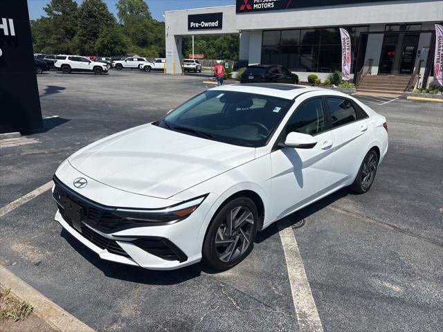 2025 Hyundai Elantra Hybrid Limited