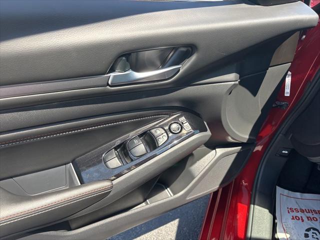 2023 Nissan Altima SR FWD