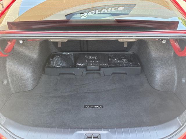 2023 Nissan Altima SR FWD