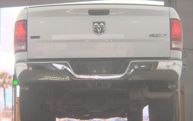 2022 Ram 1500 Classic SLT Crew Cab 4x4 5'7" Box