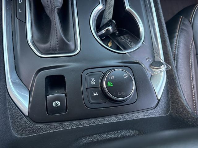 2021 Chevrolet Traverse AWD LT Leather