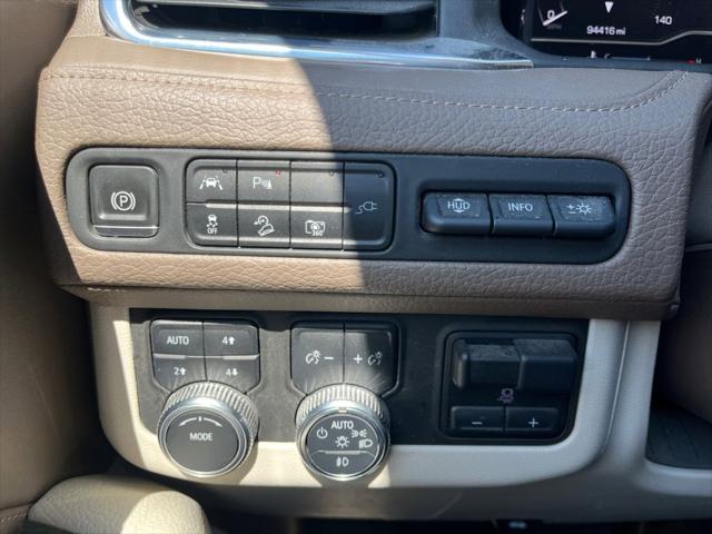 2022 GMC Yukon XL 4WD Denali