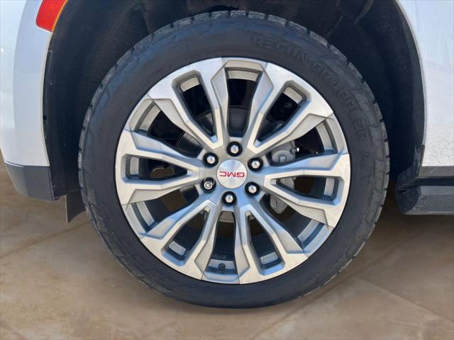 2022 GMC Yukon XL 4WD Denali