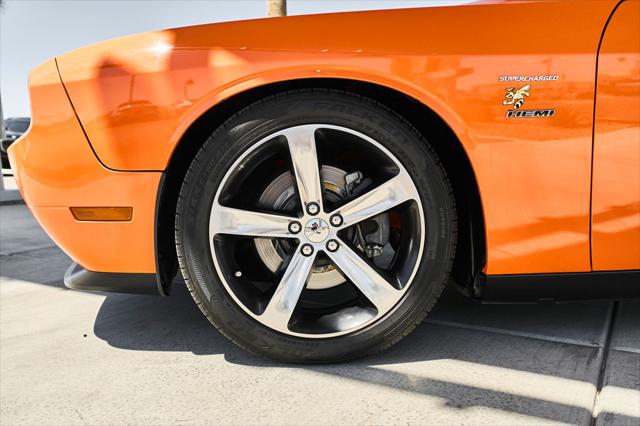2014 Dodge Challenger Shaker Pkg