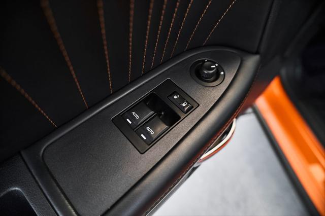 2014 Dodge Challenger Shaker Pkg