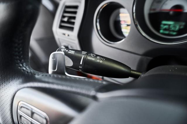 2014 Dodge Challenger Shaker Pkg