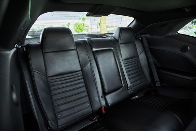 2014 Dodge Challenger Shaker Pkg